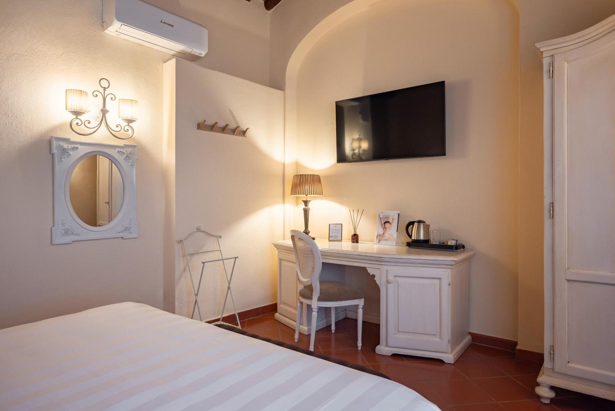 Calidario Terme Etrusche Hotel Venturina Terme Ngoại thất bức ảnh